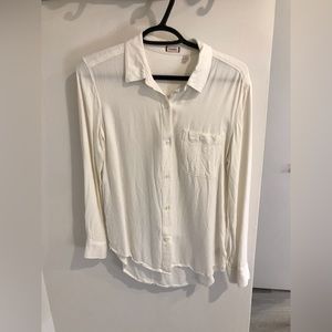 Aritzia Sunday Best White Button Up